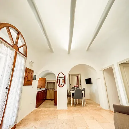 Lodge I Trulli E La Luna Alberobello