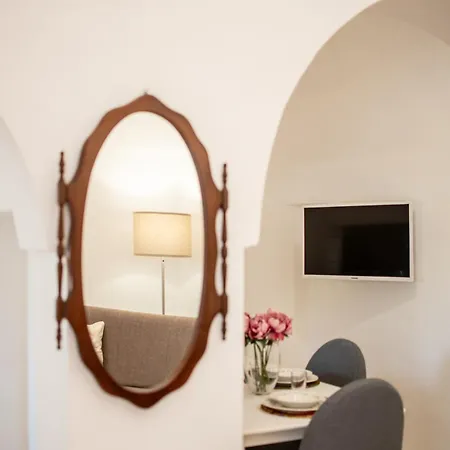 I Trulli E La Luna 山林小屋 *