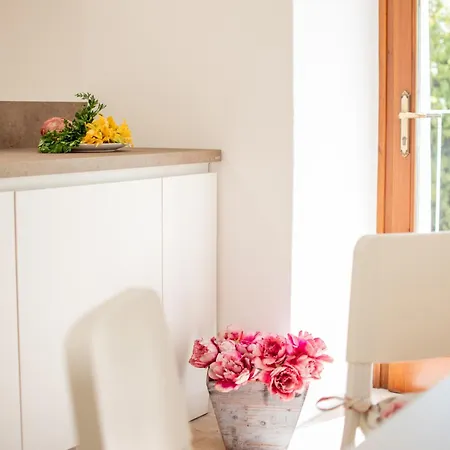 I Trulli E La Luna 山林小屋 *