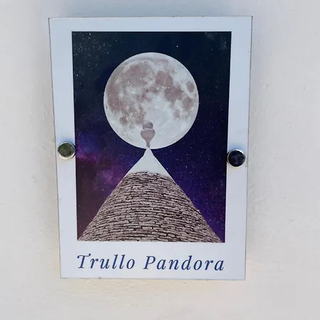 I Trulli E La Luna *