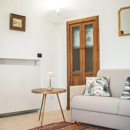 I Trulli E La Luna Alberobello