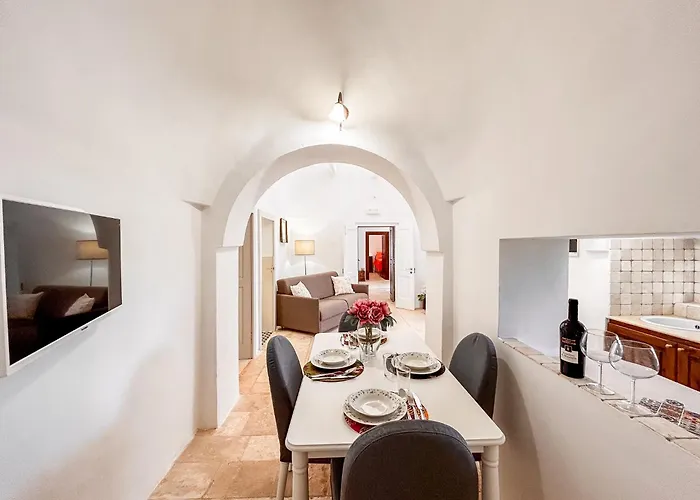 I Trulli E La Luna Lodge